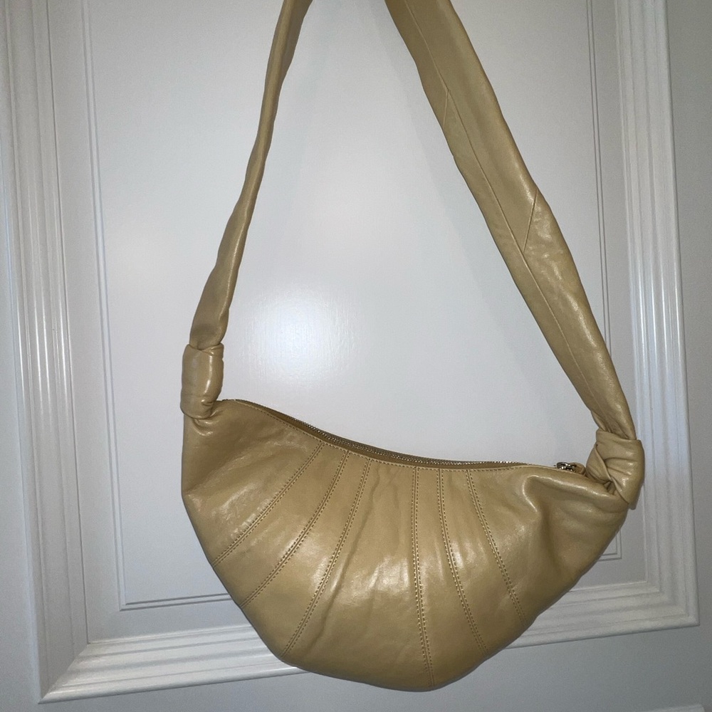 LEMAIRE SMALL CROISSANT BAG